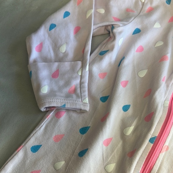 Under works - Magic Moments Convertible Pink Polka Dot Onesie Sleeper - Picture 4 of 6